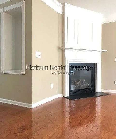 221 Balaban Cir — Photo 19