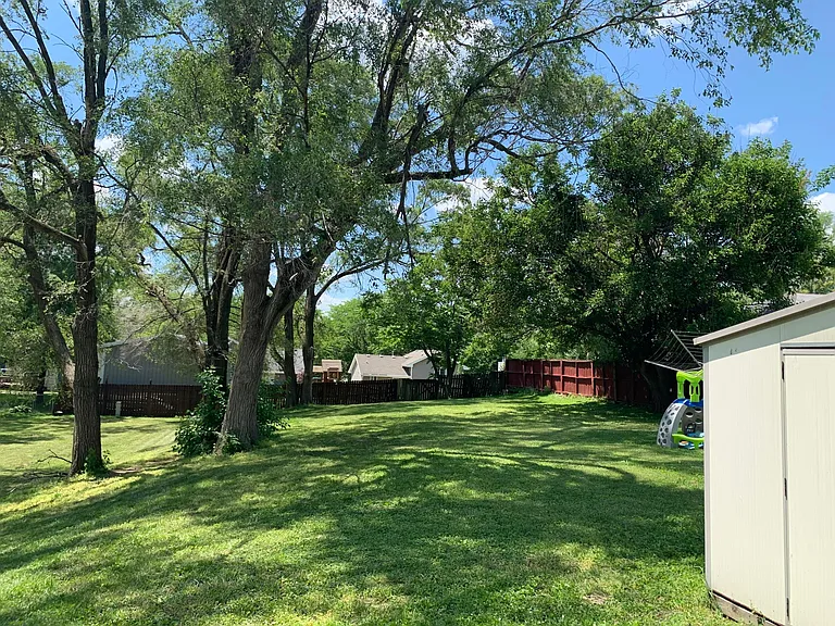 3216 SE 5th St — Photo 3
