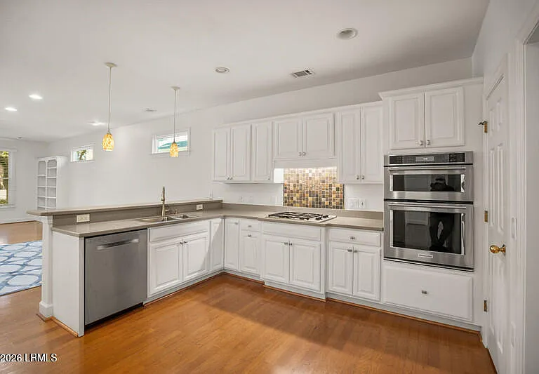 340 Westbrook Rd — Photo 10