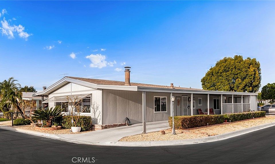 1st image of 13381 Magnolia Ave Space 35