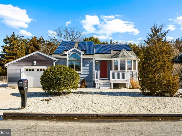 5 Beach Dr, Little Egg Harbor, NJ 08087
