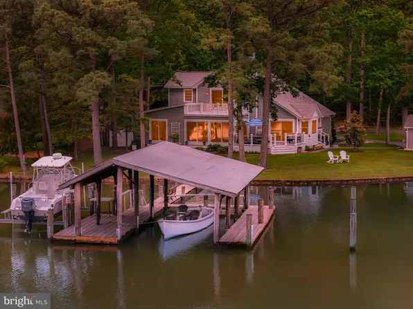 24256 Oakwood Park Rd, Saint Michaels, MD 21663