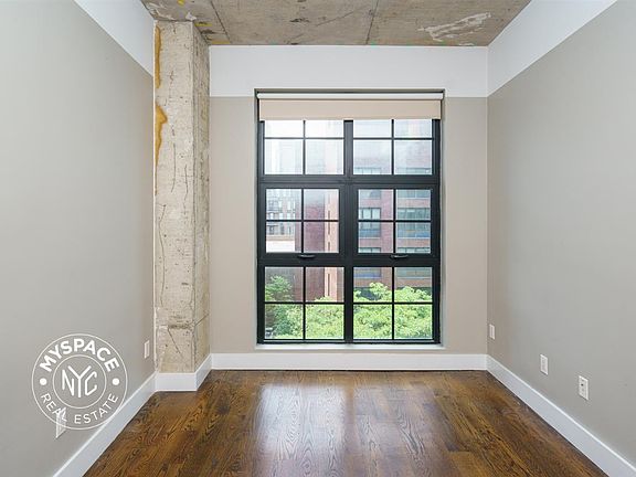 5th image of 187 Kent Ave #802