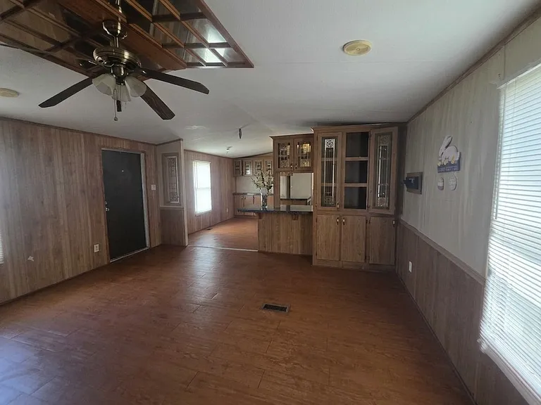 Oak Creek Estates MHC — Photo 25