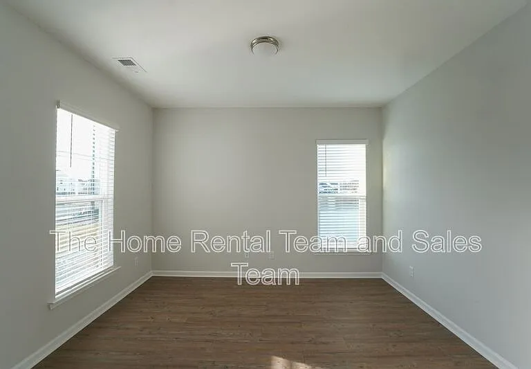 257 Brookline Dr — Photo 9