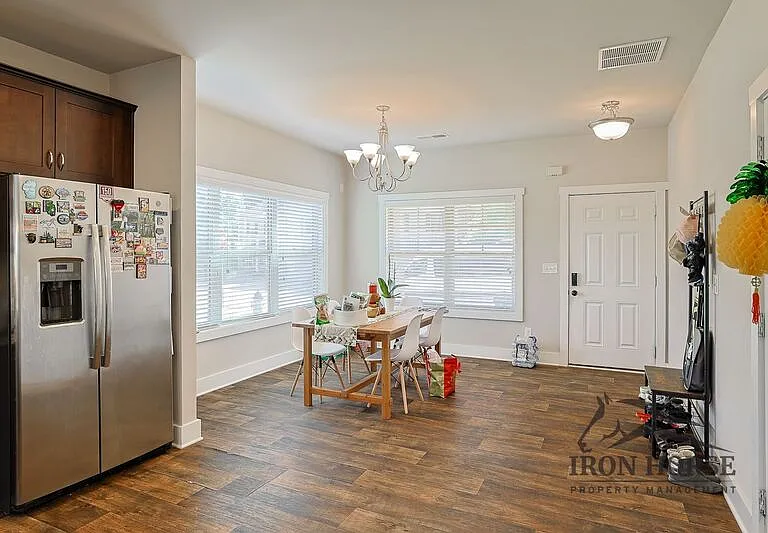 484 Park West Blvd — Photo 6