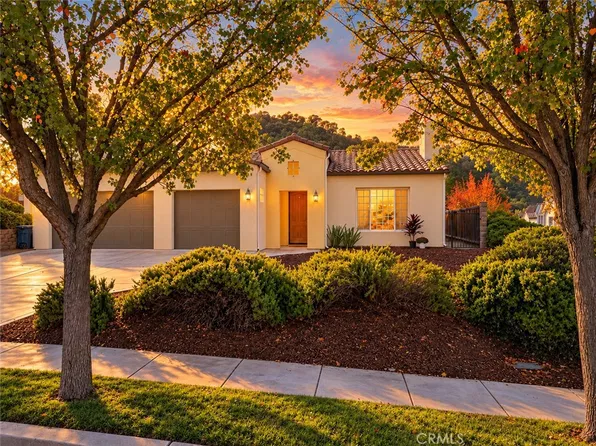 953 Salida Del Sol Dr, Paso Robles, CA 93446