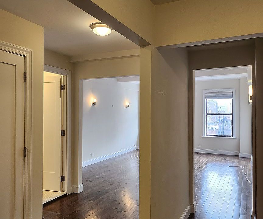 1st image of 211 W 106th St APT 10B