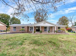 436 Coronado Dr, Ballwin, MO
