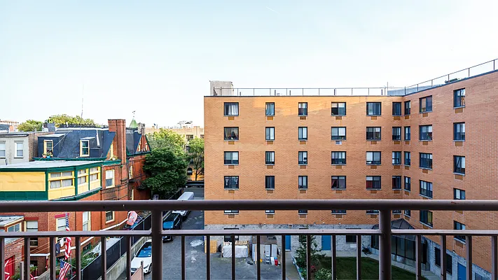 Rented by Nooklyn NYC LLC | media 7