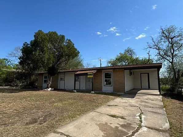 174 Oak Valley Dr, San Antonio, TX 78227