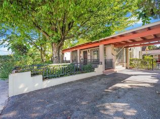 1037 SW 10th Ave, Miami, FL 33130