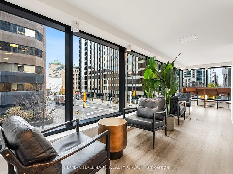 340 Queen St #1403 — Photo 34
