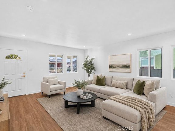 4th image of 2106 W 94th Pl