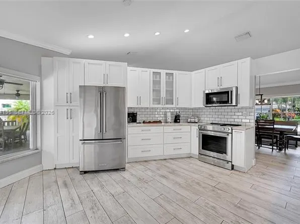 9841 SW 1st St #0, Fort Lauderdale, FL 33324