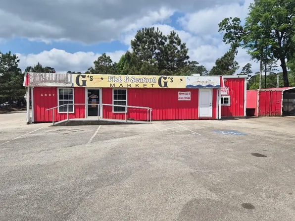 4897 W Davis St, Conroe, TX 77304