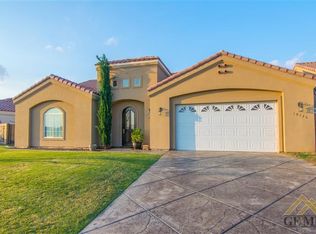 10326 Bluffshadow Dr, Bakersfield, CA