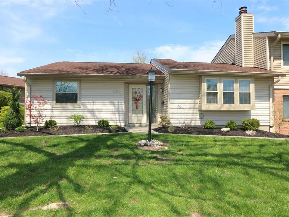 1st image of 8 Woodcrest Ct