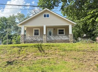 3234 Tauromee Ave, Kansas City, KS 66102