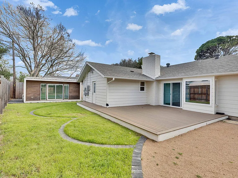 7709 Shoal Creek Blvd — Photo 23