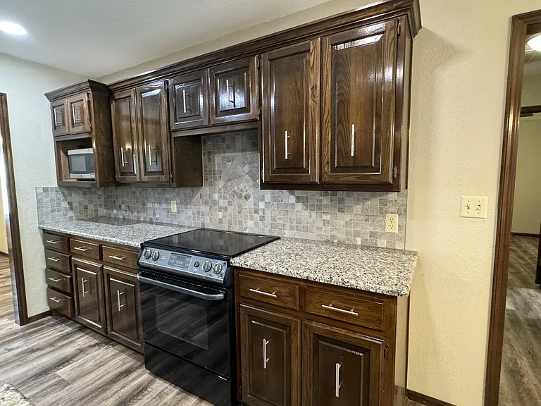 1414 Quail Creek Dr — Photo 105