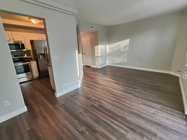 14244 S Daisyfield Dr — Photo 10