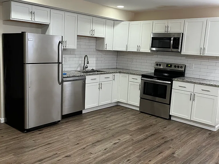 3199 Morganford Rd #11 — Photo 6