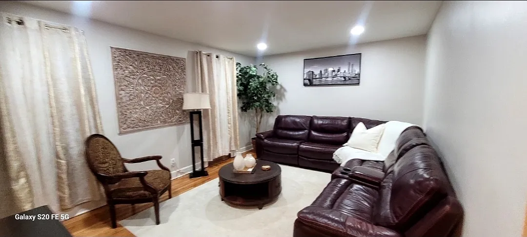 1 bed, 663 sqft, $1,750 — Photo 3