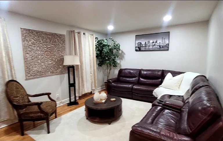 6413 Malvern Ave #B — Photo 3