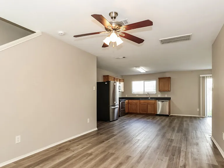 16770 N Thrasher Dr — Photo 5