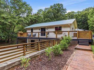 641 Lands End Rd, Seneca, SC 29678