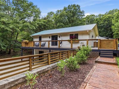 641 Lands End Rd, Seneca, SC, 29678