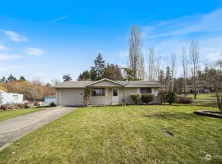 815 5th St, Steilacoom, WA 98388