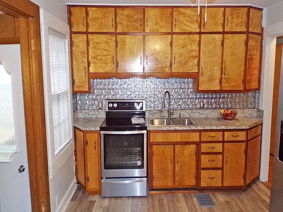4th image of 1304 N Upper 11th St