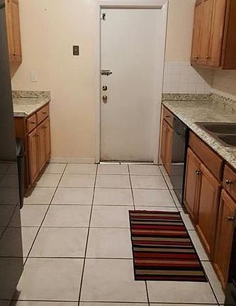 4th image of 9301 Ashley Dr