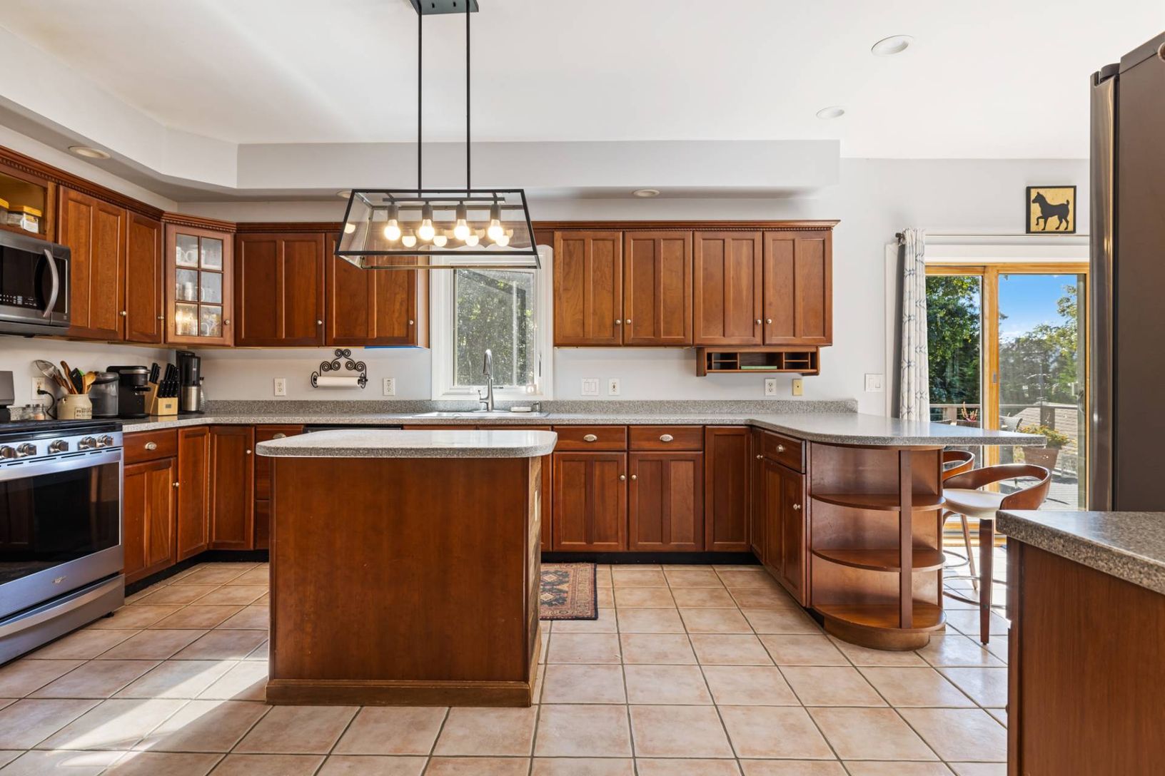  Mahogany cabinetry