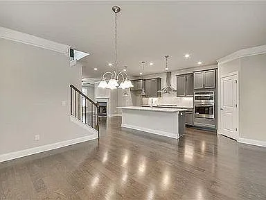 1385 Live Oak Ln Photo 1