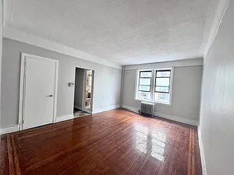 428 East 22nd Street, #2N