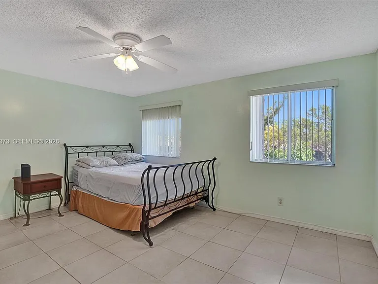 1726 SW 110th Ter — Photo 24