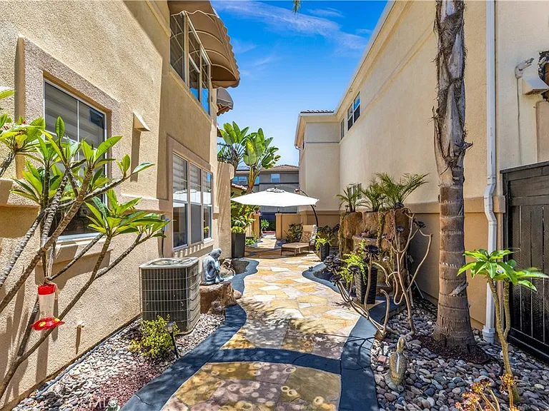 28060 Paseo Hacienda — Photo 46