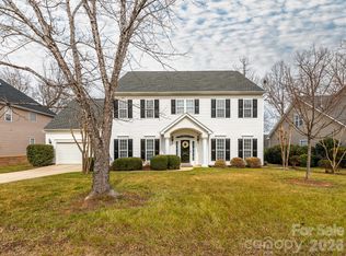 4121 Oakton Ridge Ct, Matthews, NC 28105