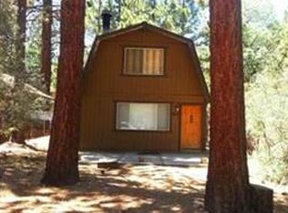 266 Highland Ln, Sugarloaf, CA 92386