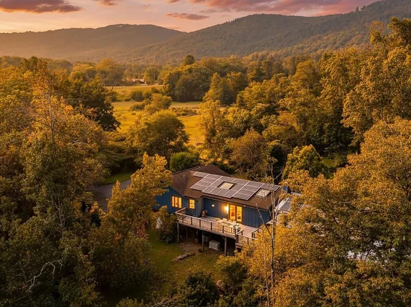 1562 Afton Mountain Rd, Afton, VA 22920