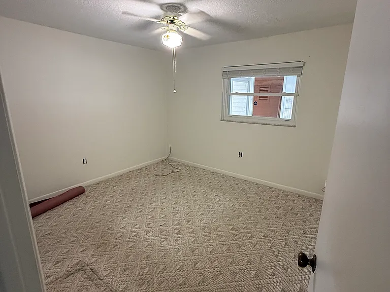 18 W Orange St — Photo 8