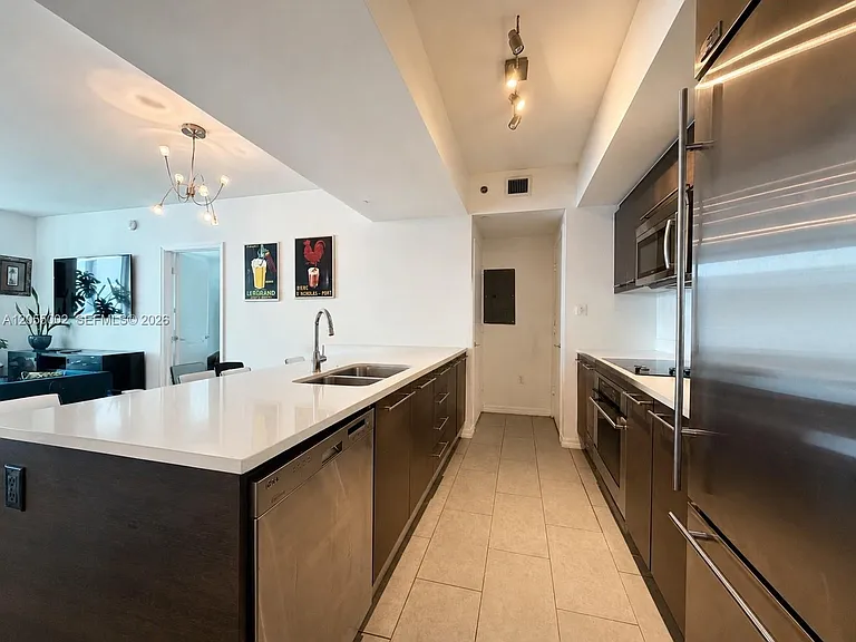 500 Brickell Ave #1805 — Photo 6