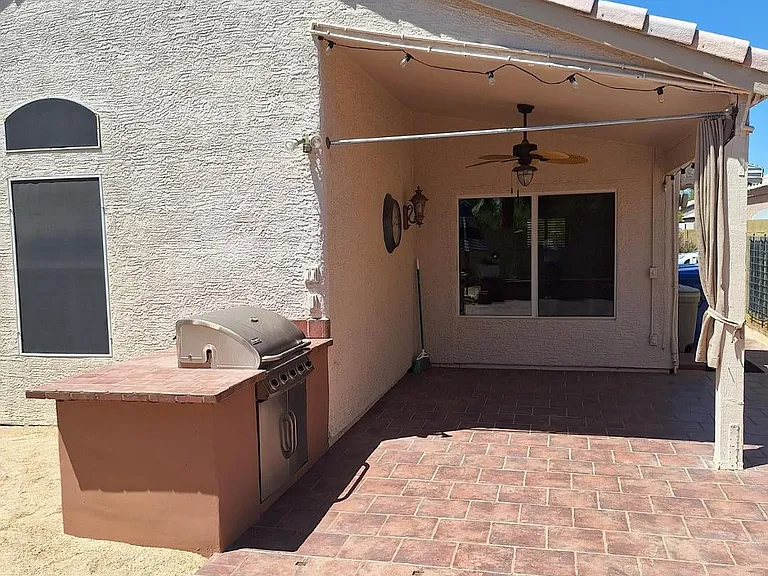 4333 E Hartford Ave — Photo 20