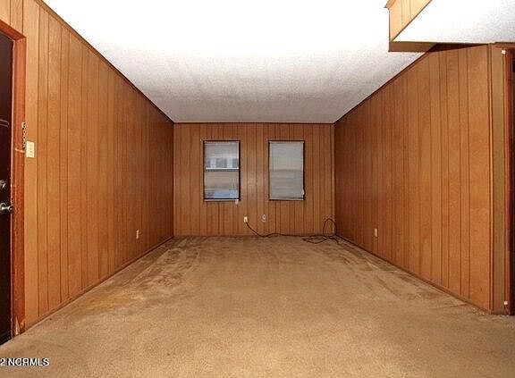 5th image of 109 Ravenwood Drive