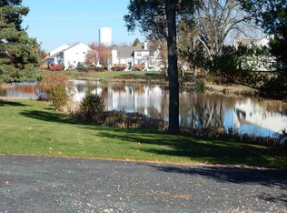 611 Apex Ln Highpoint Condos, Lansingburgh, NY 12182