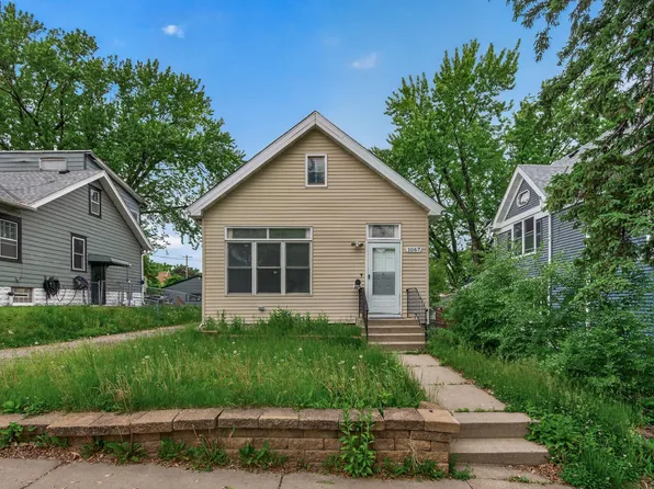 1067 Wilson Ave, Saint Paul, MN 55106
