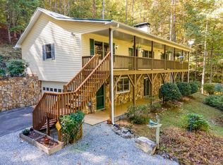 110 Misty Ridge Dr, Franklin, NC 28734
